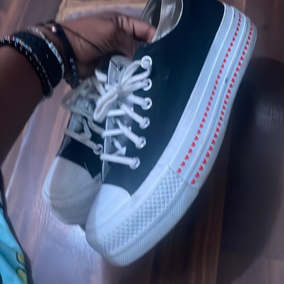 Valentine’s Day converse - Picture 4 of 5